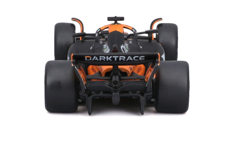 Bburago McLaren F1 Team MCL38 1:43 (2024) #4 Lando Norris